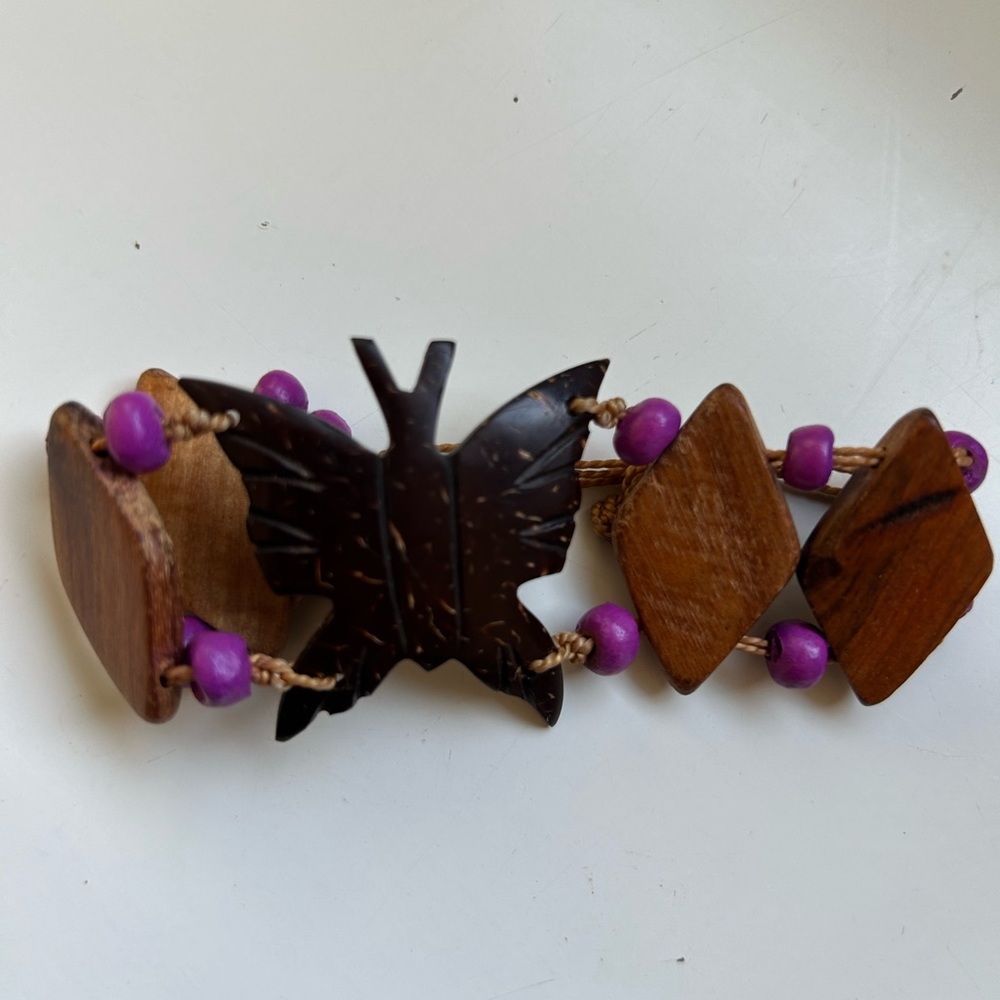 Wood and coconut bracelet